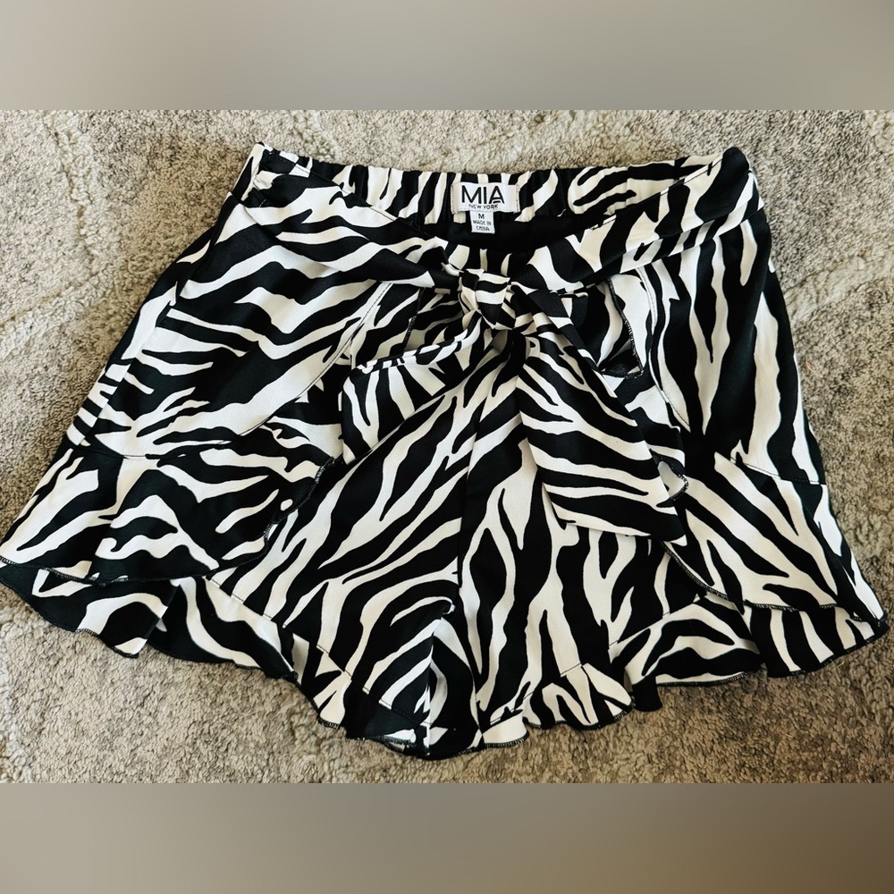 MIA New York KIDS WILD ZEBRA PRINT SHORTS YM